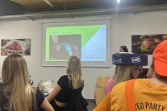 20251025_185132949_iOS