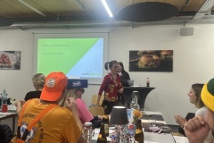 20251025_192415843_iOS