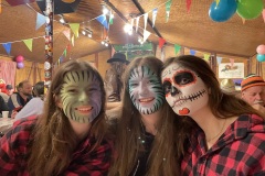 Foto-21.02.25-22-15-04