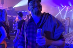 20251116_005834026_iOS