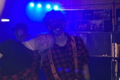 20251116_010033351_iOS