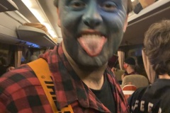 20260208_010550476_iOS