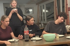 20251018_201232986_iOS