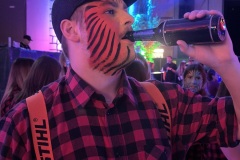 20251122_185454753_iOS