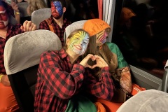 20251123_010739226_iOS